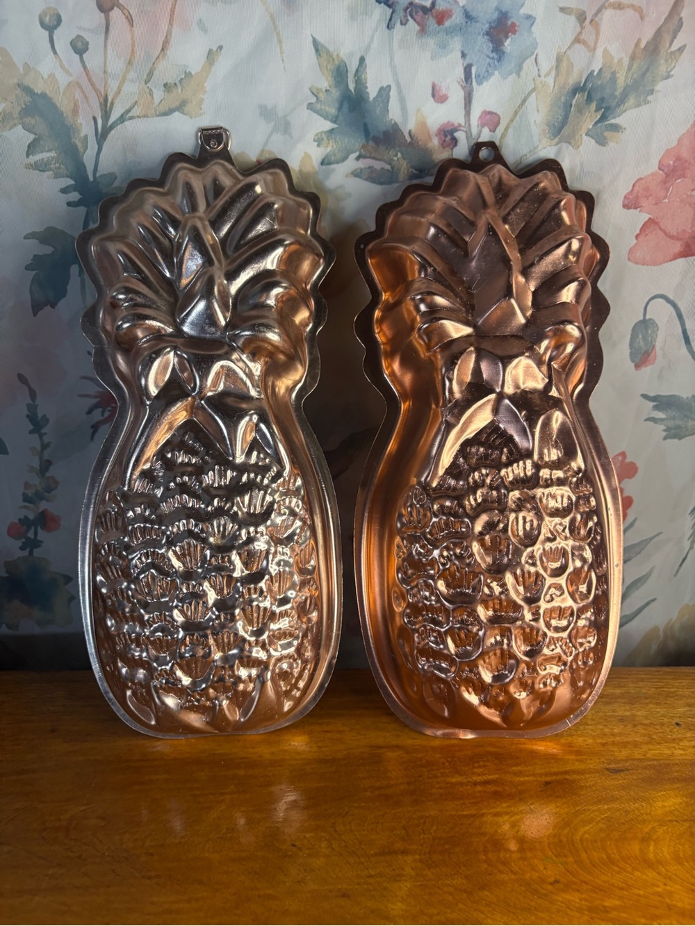 Vintage Pineapple Mold Pair - Copper-Tone Decorative Baking Molds